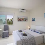 Villa Elias *