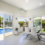 Villa Elias