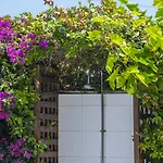 Villa Elias *