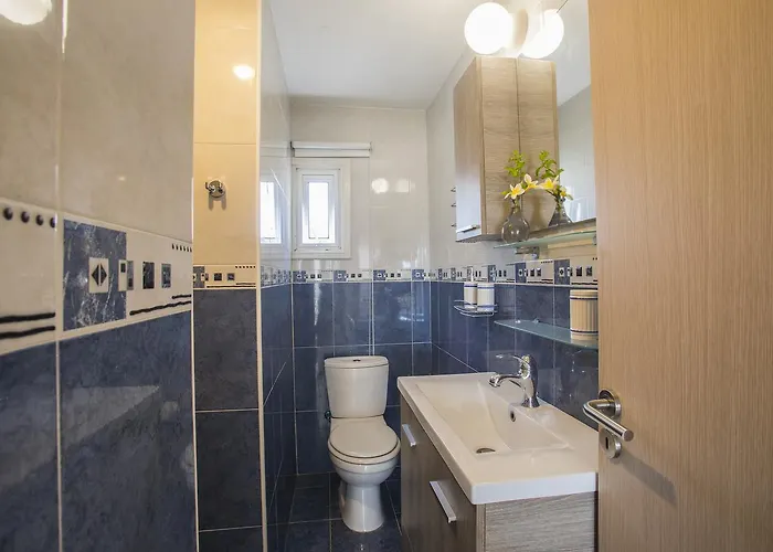 Elias * איה נאפה